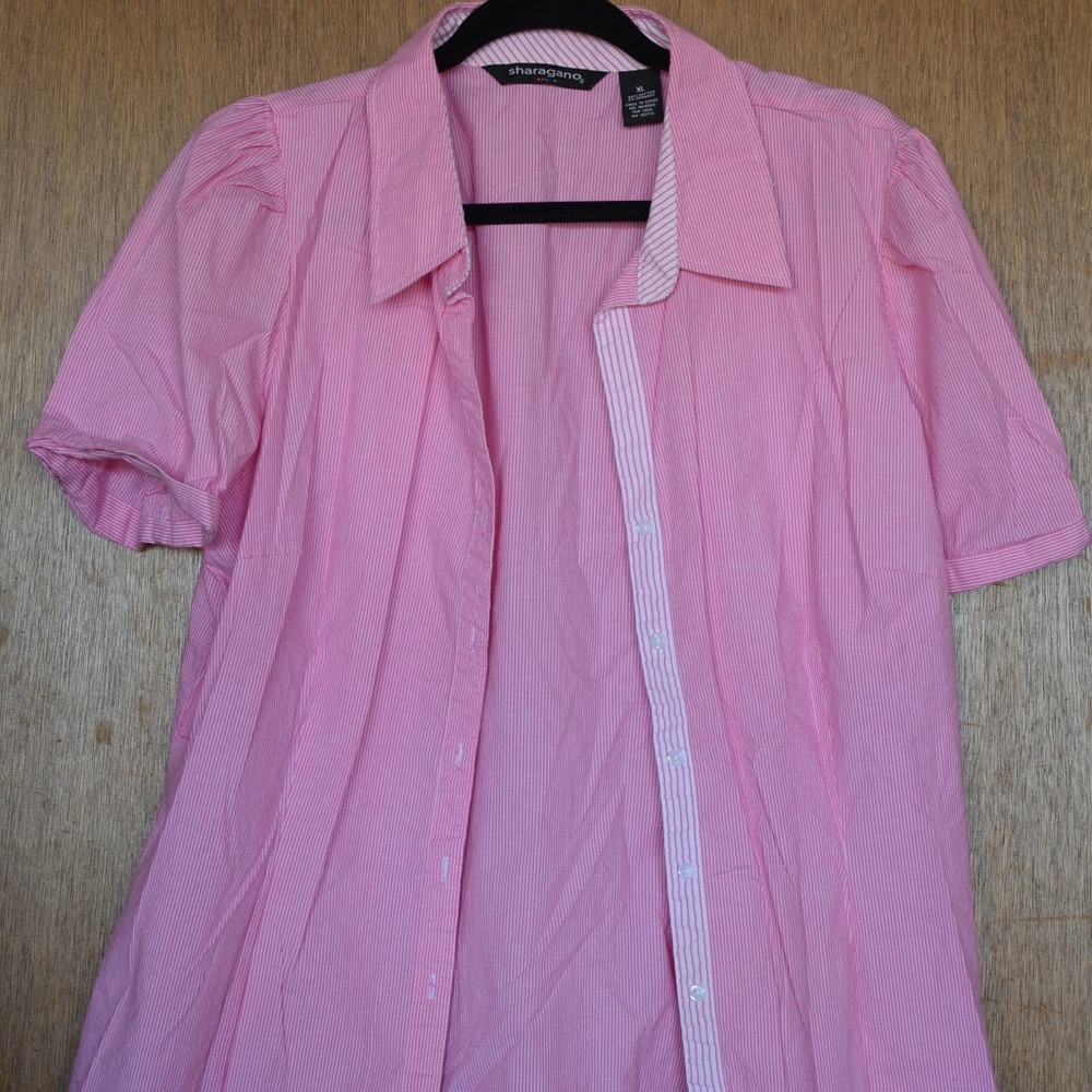 Shargano Pink Short Sleeve Button up